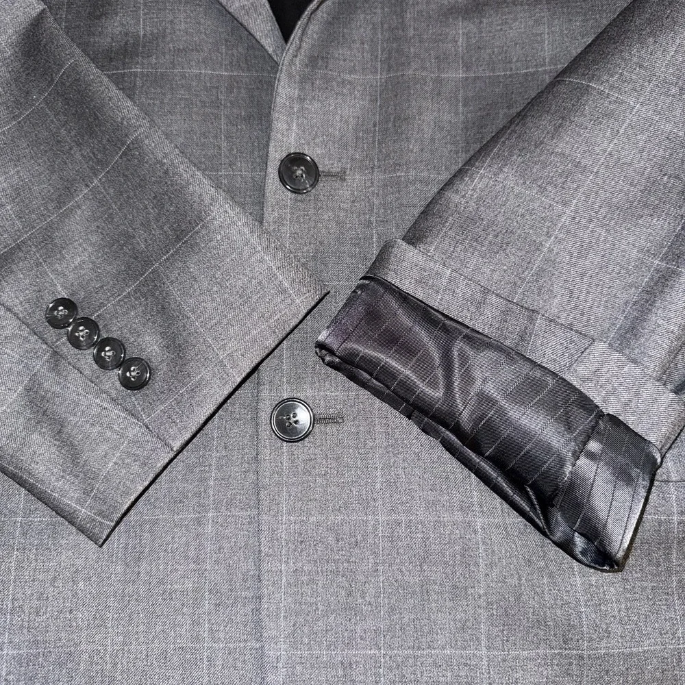 Jos A Bank Mens Suit 2 Piece Set Size 44L Jacket Blazer Pants 38x32 Wool Gray